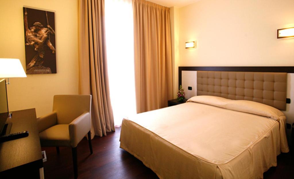 Hotel Le Macine Vittorio Veneto Exterior photo